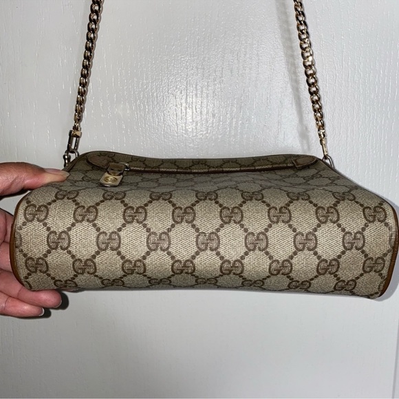 Vintage Gucci Crossbody - Picture 6 of 16